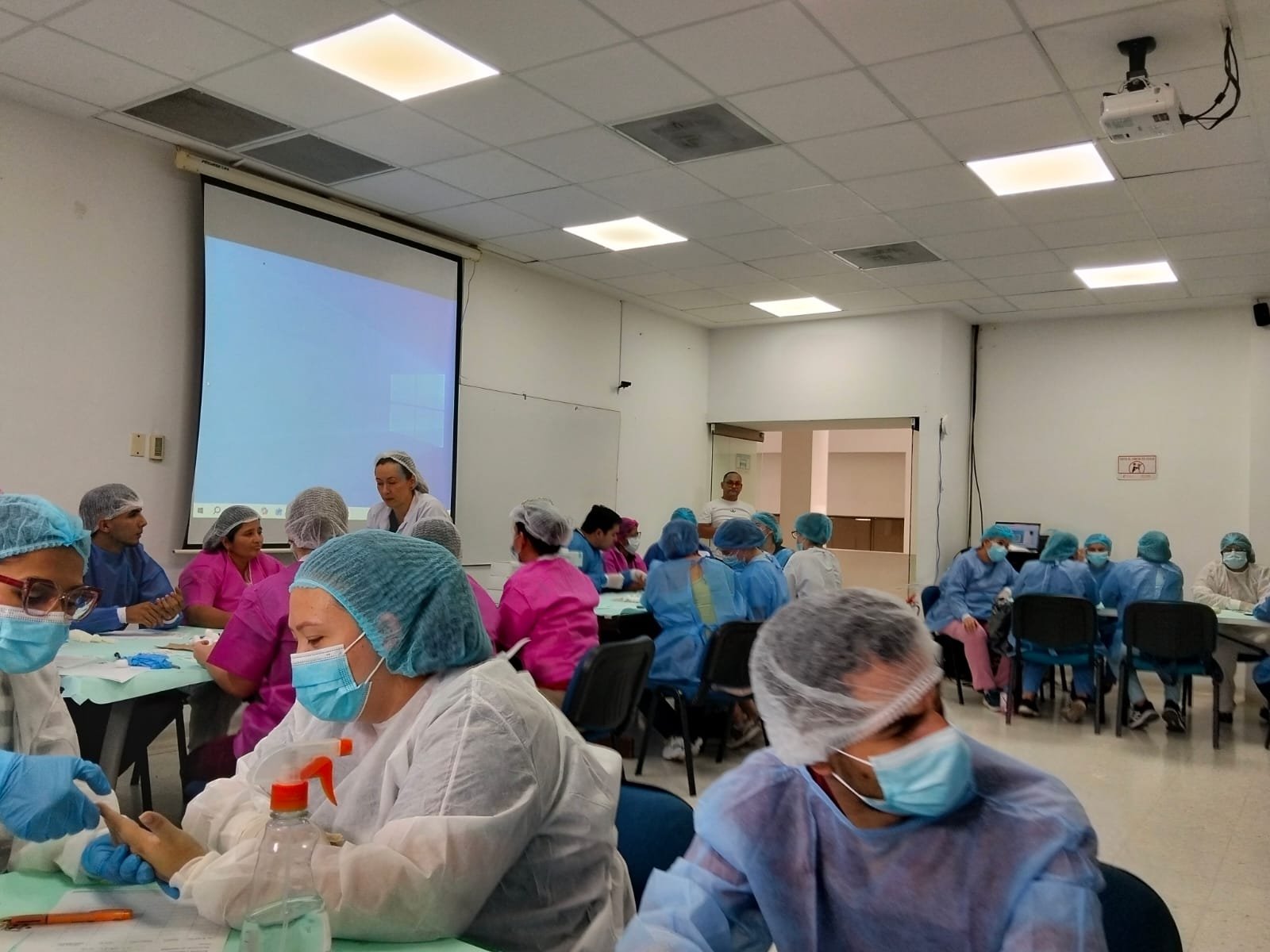 Capacitación del personal de laboratorio